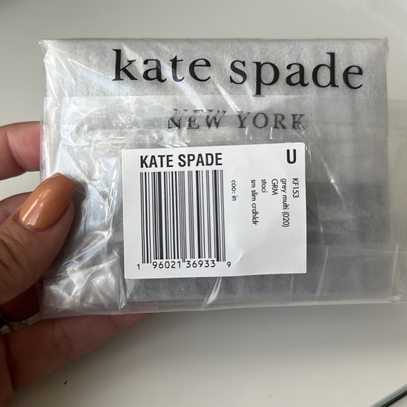 - Kate Spade Card Holder NWT-Spotted Animal Printed - Picture 3 of 3